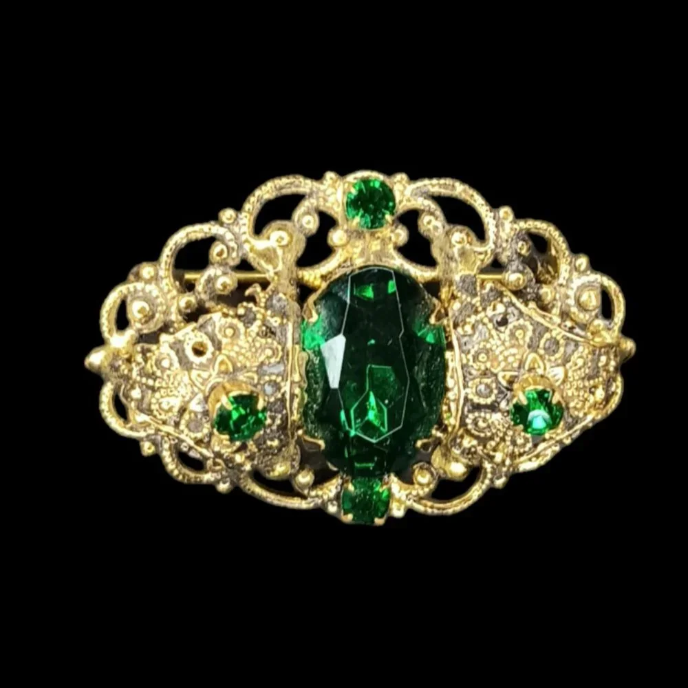 Gold Filigree Brooch Pin Green Stones Victorian Prong Settings Oval Goldtone